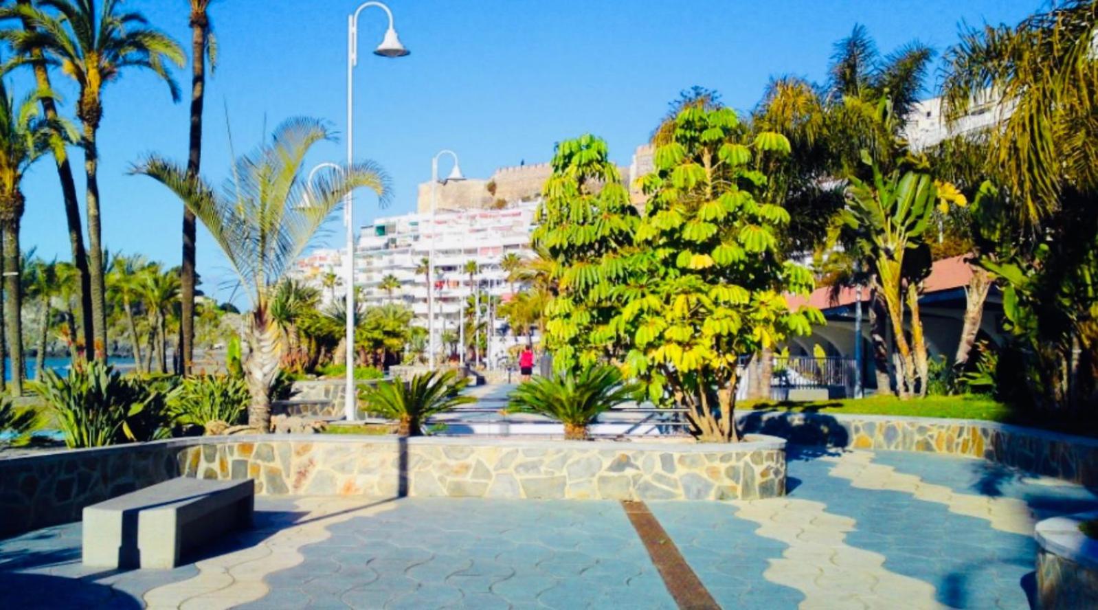 דירות Almuñécar Amelia De Mar Parking מראה חיצוני תמונה